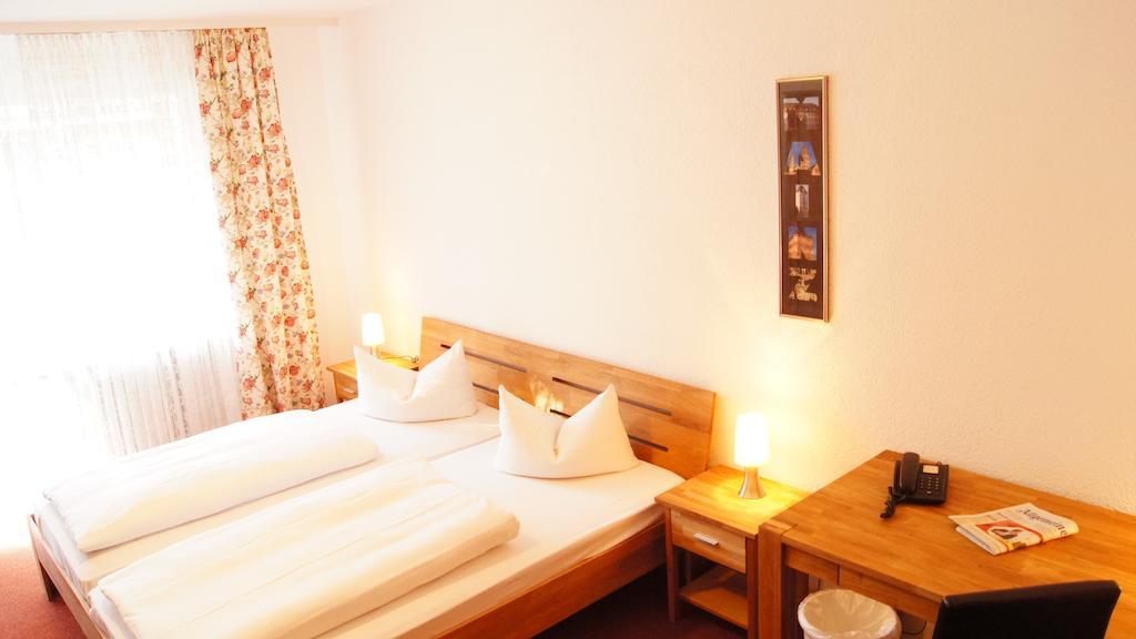 Hotel Garni Am Hechenberg Mainz Luaran gambar
