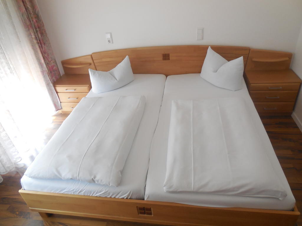 Hotel Garni Am Hechenberg Mainz Bilik gambar