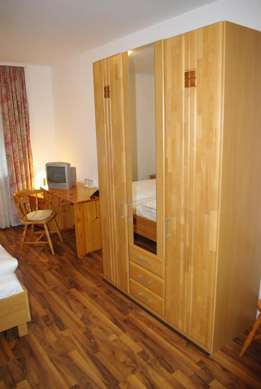 Hotel Garni Am Hechenberg Mainz Bilik gambar